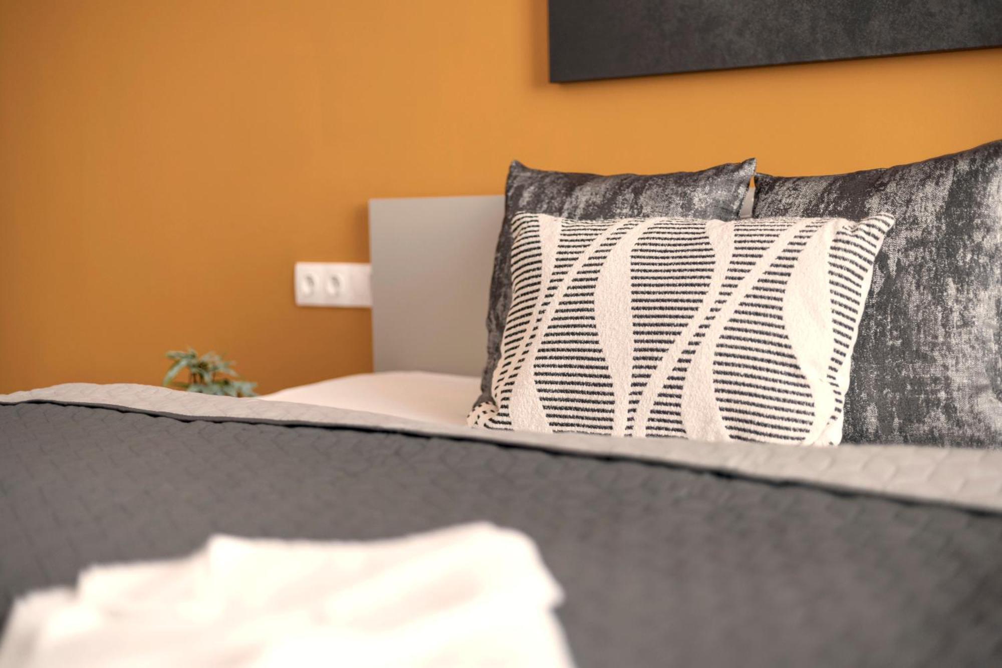 Exclusive Central 3Bedrm Stylish Residence By Prestige Homes Budapešť Exteriér fotografie